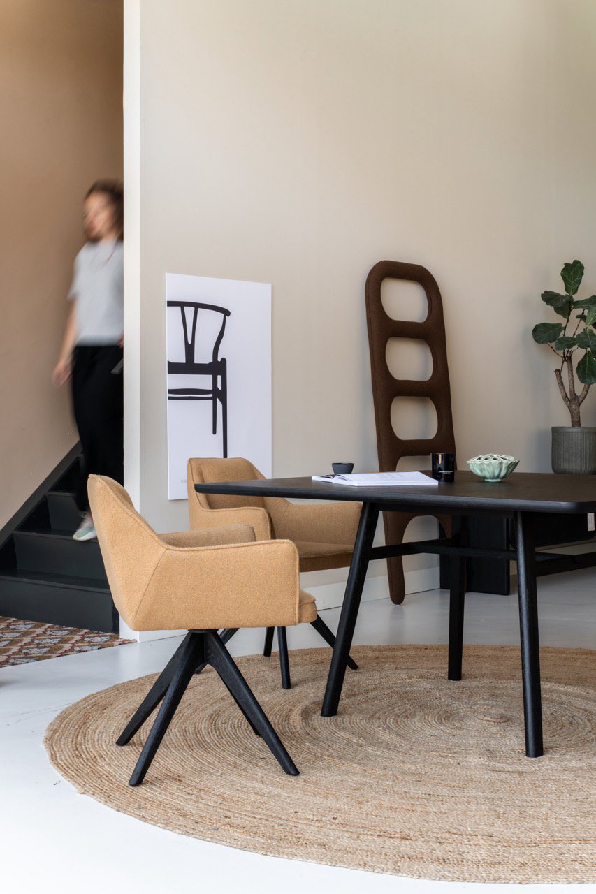 Tome Dining Chair Masai Giraffe Revolve Oak Black