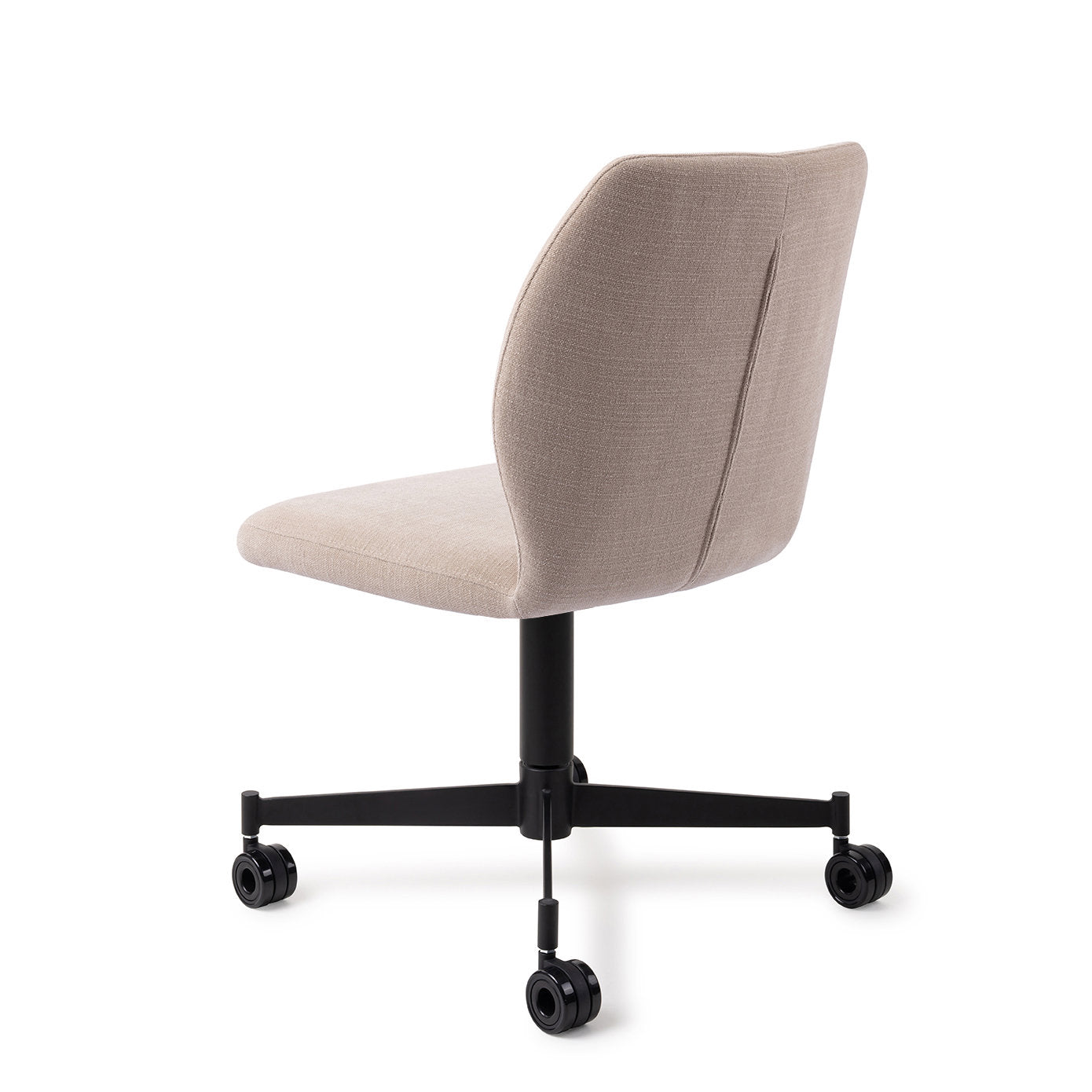 Ikata Dining Chair Sand Strand Caster Black