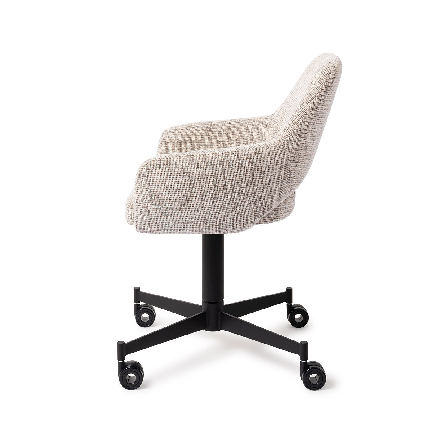 Yanai Dining Chair Caramel Grid Caster Black