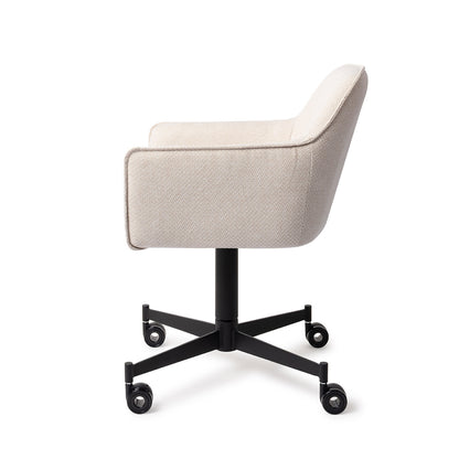 Hofu Dining Chair Enoki Caster Black