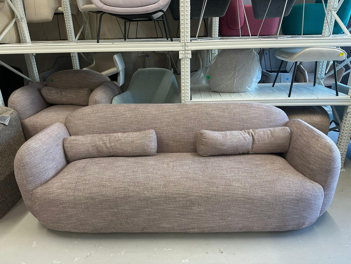 Luusar Sofa Purple (Second Chance)