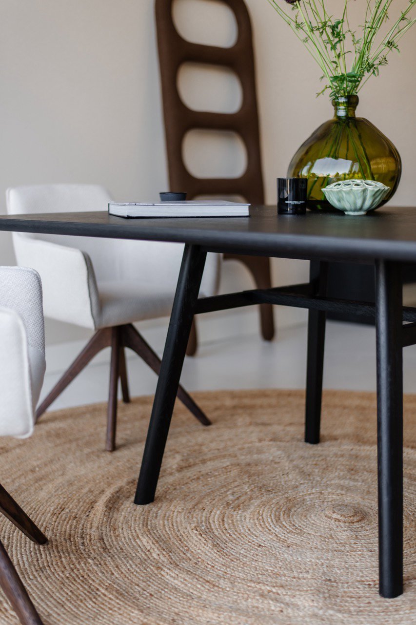 Surnu Dining Table Obsidian Oak 140cm