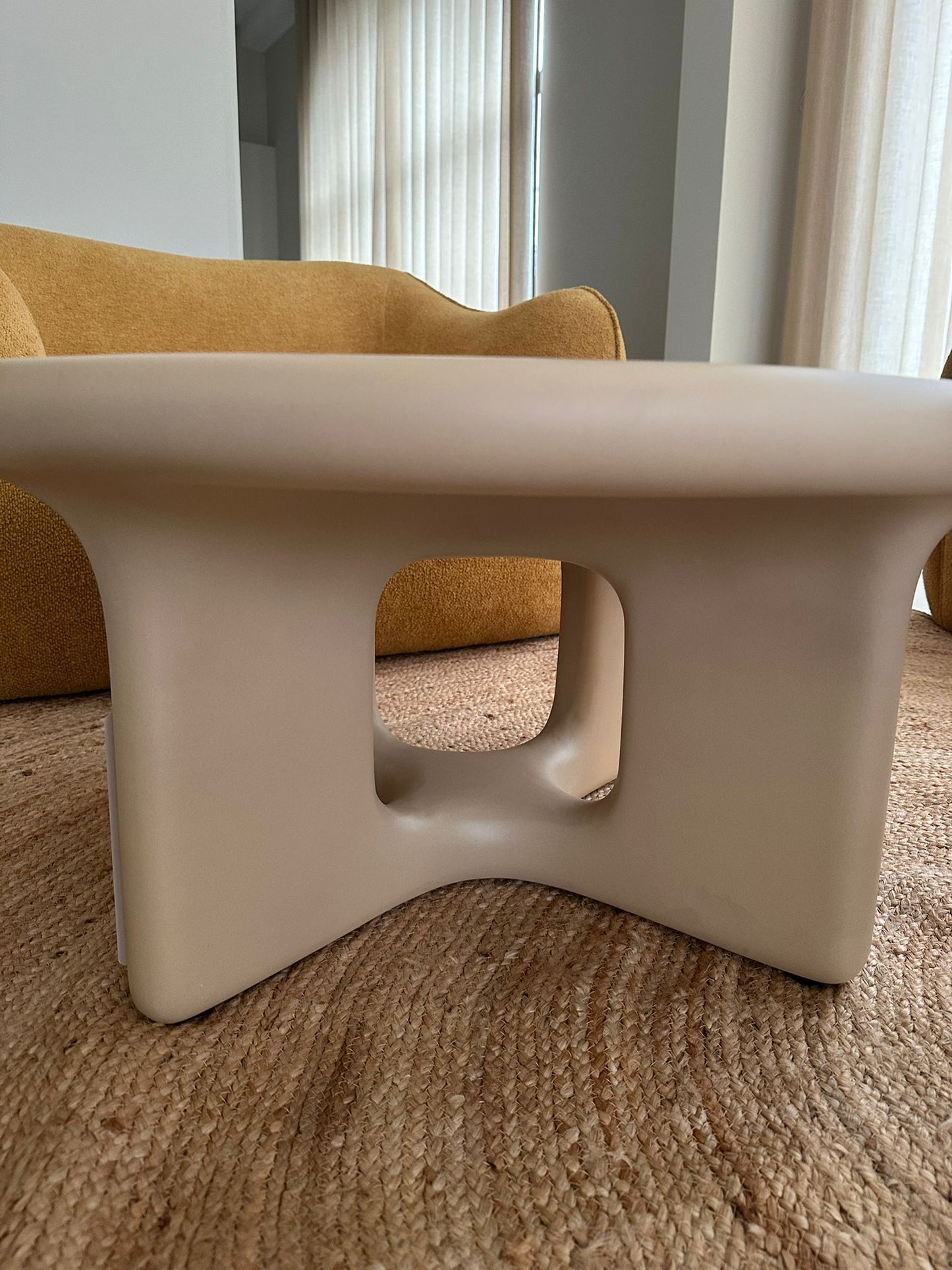 Onomo Salontafel Mudstone