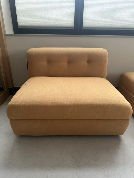 Esan Bank Marigold Middle