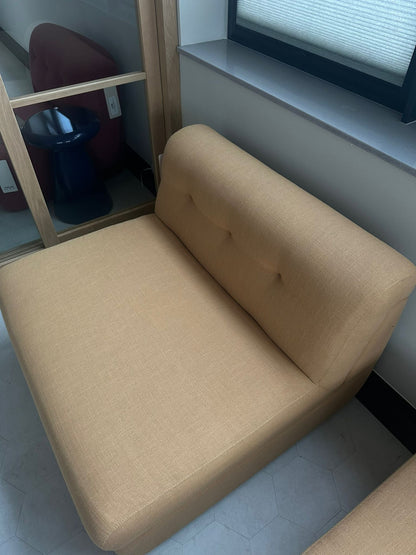 Esan Bank Marigold Middle