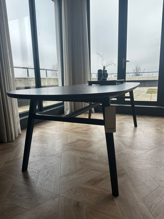 Surnu Eettafel Obsidian Oak